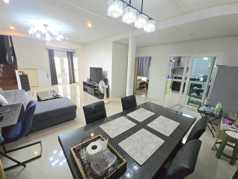 Supalai Garden Ville Wongwean-Lam Luk Ka Klong 5, Pathum Thani, Soi Bueng Kham Proi, Bung Kham Proi, Lam Luk Ka, Pathum Thani, 4 Bedrooms, 240 sqm, Single Detached House For Sale, by คุณ ภิญญาลักษณ์ เทพบุตร (ยุ้ย), 500386080 - DDproperty.com