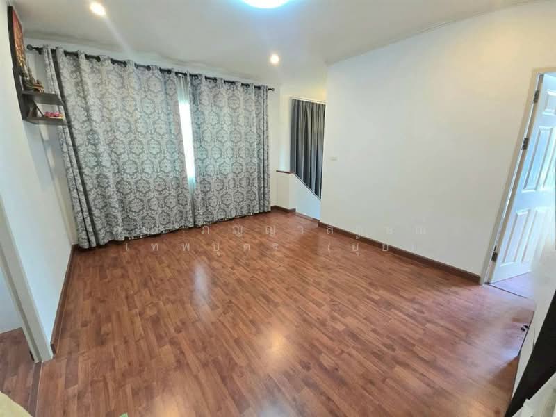 Supalai Garden Ville Wongwean-Lam Luk Ka Klong 5, Pathum Thani, Soi Bueng Kham Proi, Bung Kham Proi, Lam Luk Ka, Pathum Thani, 4 Bedrooms, 240 sqm, Single Detached House For Sale, by คุณ ภิญญาลักษณ์ เทพบุตร (ยุ้ย), 500386080 - DDproperty.com