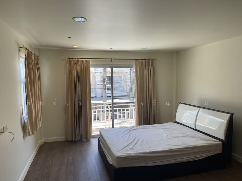 Land for sale in Vibhavadi 27, Toong Song Hong, Laksi, Bangkok, Bangkok, กำแพงเพชร 6, Thung Song Hong, Lak Si, Bangkok, 3 Bedrooms, 240 sqm, Townhouse For Sale, by Tippawan Charoengam, 500386103 - DDproperty.com