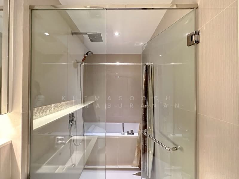 H Sukhumvit 43, Bangkok, 28 Sukhumvit 34 Road, Khlong Tan Nua, Watthana, Bangkok, 1 Bedroom, 43 sqm, Condo For Sale, by Khemasooch Chiraburanan, 500386110 - DDproperty.com