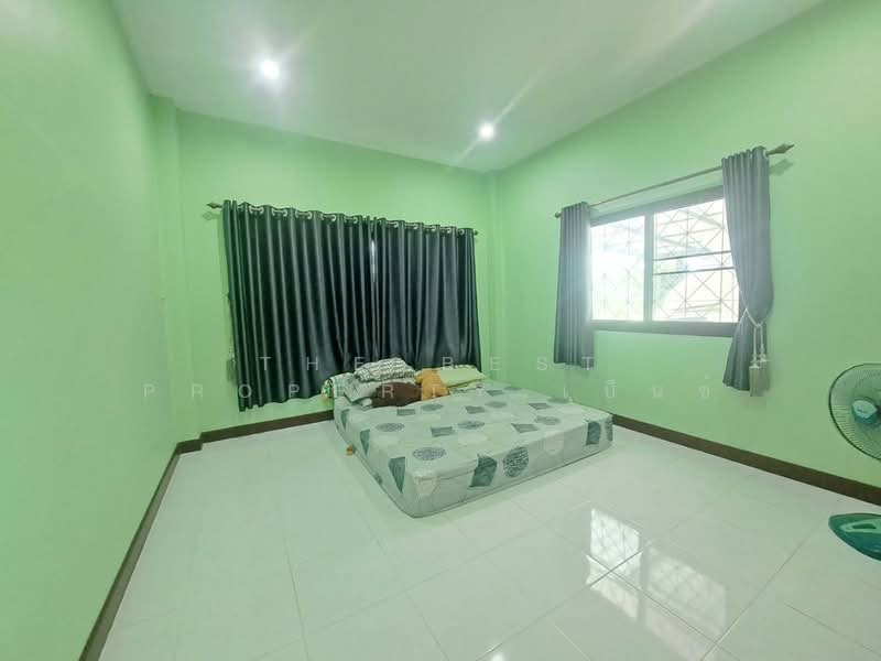 บ้านเดี่ยวพร้อมที่ดินหนองกรด นครสวรรค์, Nakhon Sawan, Nong Krot, Muang Nakhon Sawan, Nakhon Sawan, 3 Bedrooms, 200 sqm, Single Detached House For Sale, by The Best Property เบ็นซ์, 500386167 - DDproperty.com