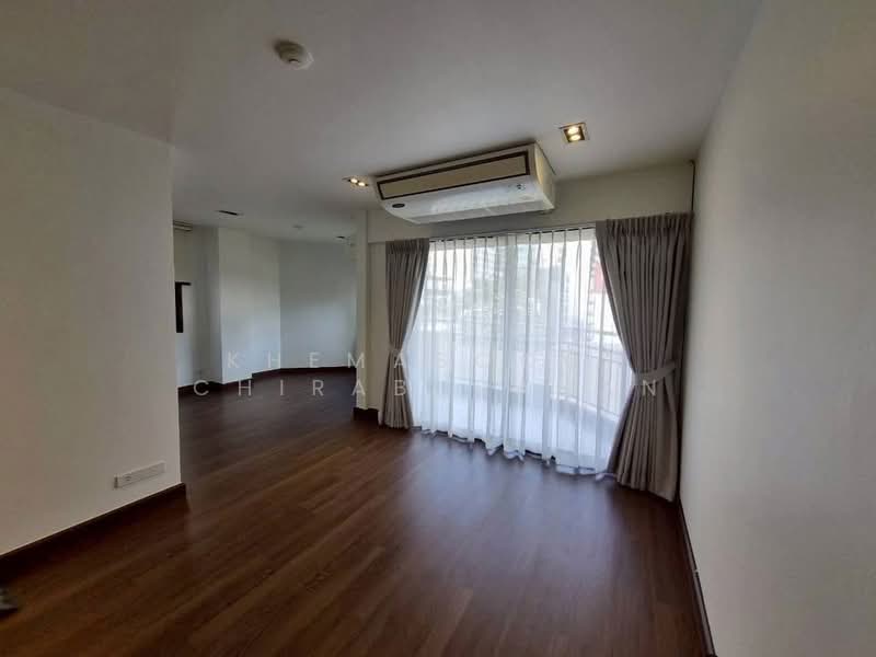 Green Point Silom : กรีนพอยท์ สีลม, กรุงเทพ, 29 ซ. อนุมานราชธน, สุริยวงศ์, บางรัก, กรุงเทพ, 63 ตร.ม., คอนโด ขาย, โดย Khemasooch Chiraburanan, 500386175 - DDproperty.com
