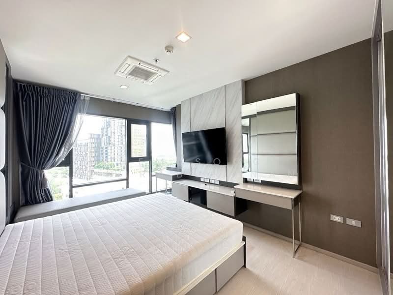 Rhythm Sukhumvit 36-38, Bangkok, 55 Soi Sukhumvit 36, Sukhumvit Road, Phra Kanong, Khlong Toei, Bangkok, 2 Bedrooms, 55 sqm, Condo For Sale, by Khemasooch Chiraburanan, 500386182 - DDproperty.com