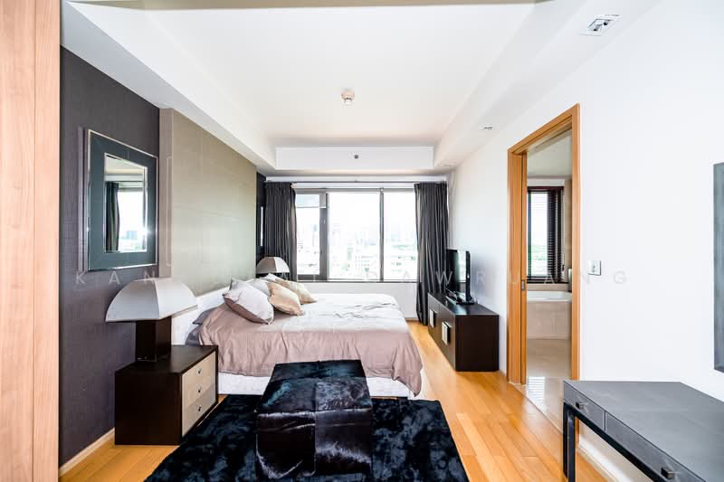 Prive by Sansiri, Bangkok, 68 Soi Ruamrudee, Wireless Road, Lumphini, Pathum Wan, Bangkok, 3 Bedrooms, 156 sqm, Condo For Rent, by Kanrutai Dawruang, 500386202 - DDproperty.com