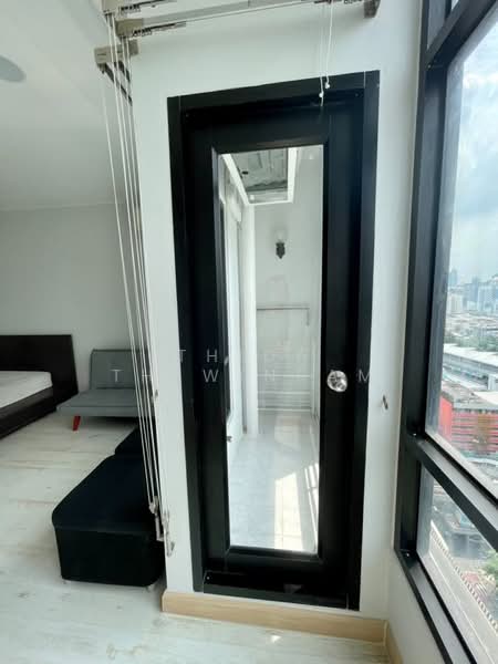 Phayathai Place, Bangkok, Sri Ayudhaya Road, Thung Phaya Thai, Ratchathewi, Bangkok, Studio, 32 sqm, Condo For Rent, by Thida Thewinram, 500386242 - DDproperty.com