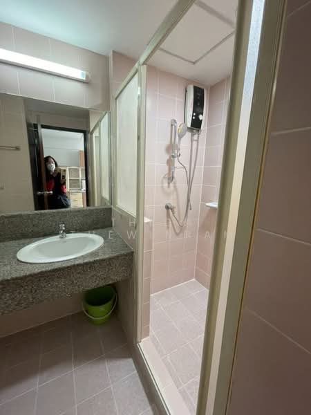 Phayathai Place, Bangkok, Sri Ayudhaya Road, Thung Phaya Thai, Ratchathewi, Bangkok, Studio, 32 sqm, Condo For Rent, by Thida Thewinram, 500386242 - DDproperty.com