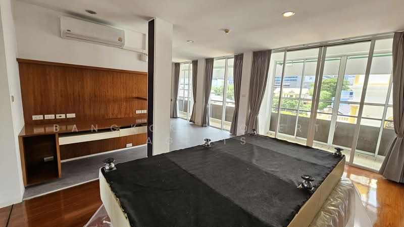 AA Court, Bangkok, 90 Sukhumvit 26, Khong Tan, Khlong Toei, Bangkok, 3 Bedrooms, 240 sqm, Condo For Rent, by BANGKOK PROPERTY AGENTS, 500386244 - DDproperty.com
