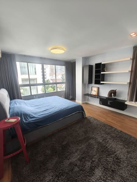 The Clover Thonglor Residence, Bangkok, Soi Sukhumvit 55, Khlong Tan Nua, Watthana, Bangkok, 3 Bedrooms, 120 sqm, Condo For Sale, by Manapong Phromphitak, 500386264 - DDproperty.com