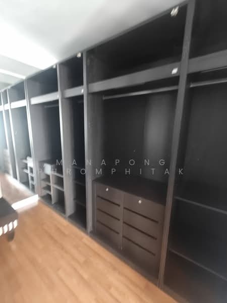The Clover Thonglor Residence, Bangkok, Soi Sukhumvit 55, Khlong Tan Nua, Watthana, Bangkok, 3 Bedrooms, 120 sqm, Condo For Sale, by Manapong Phromphitak, 500386264 - DDproperty.com
