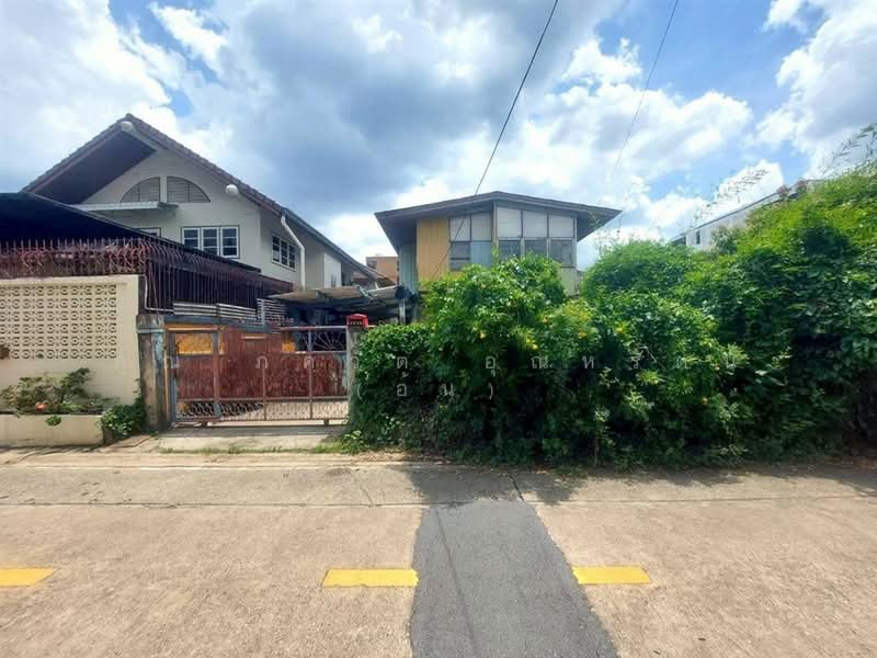 ที่ดิน + บ้านเดี่ยว 72 ตร.ว ซอยลาดพร้าว35 แยก8-1 ซอยรัชดาภิเษก32, Bangkok, ถนนลาดพร้าว, Chan Kasem, Chatuchak, Bangkok, , 288 sqm, Land For Sale, by คุณ ภควัต อุณหรัตน์ (อ้น), 500386270 - DDproperty.com