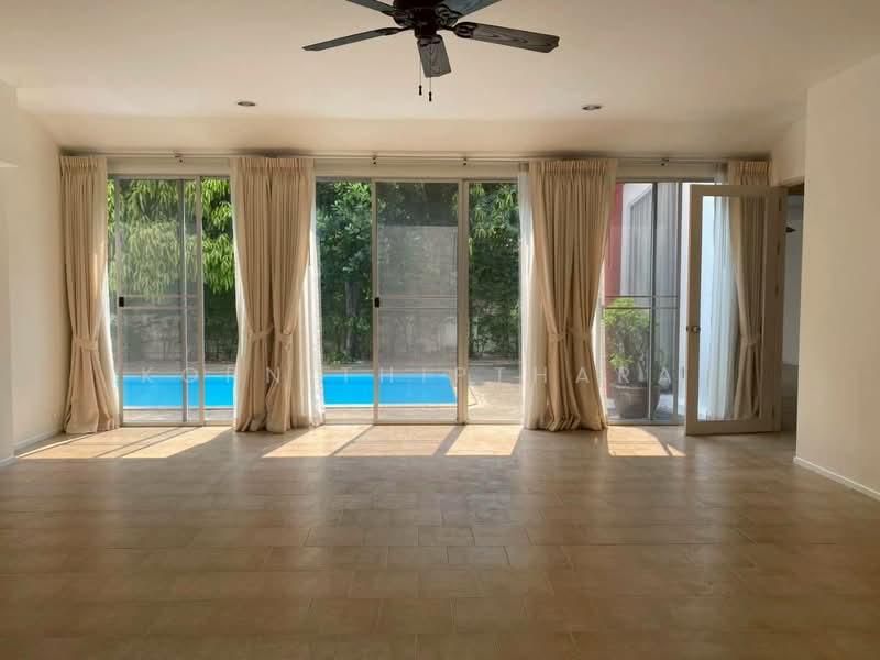 ให้เช่าบ้าน ซอยศูนย์วิจัย ใกล้ โรงพยาบาลกรุงเทพ, Bangkok, Bang Kapi, Huai Khwang, Bangkok, 3 Bedrooms, 450 sqm, Single Detached House For Rent, by Korn Thiptharat, 500386278 - DDproperty.com