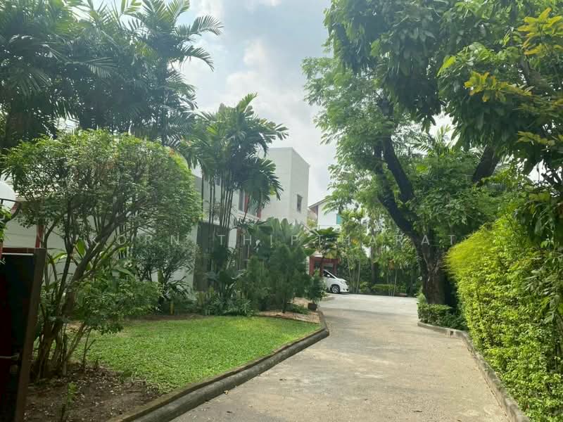 ให้เช่าบ้าน ซอยศูนย์วิจัย ใกล้ โรงพยาบาลกรุงเทพ, กรุงเทพ, บางกะปิ, ห้วยขวาง, กรุงเทพ, 450 ตร.ม., บ้านเดี่ยว ให้เช่า, โดย Korn Thiptharat, 500386278 - DDproperty.com