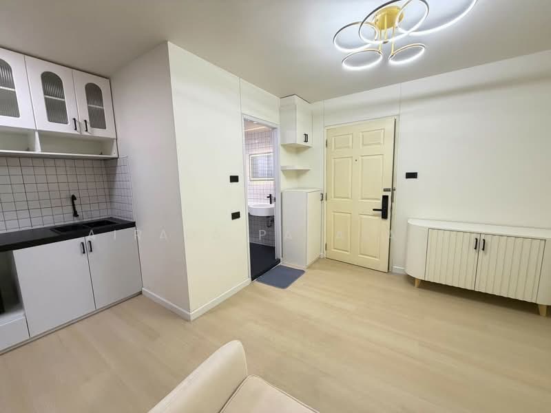 Lumpini Condo Town Bodindecha Ramkhamhaeng, Bangkok, Soi Ramkhamhaeng 43/1, Phlapphla, Wang Thonglang, Bangkok, 1 Bedroom, 28 sqm, Condo For Rent, by Airada Parasarn, 500386313 - DDproperty.com
