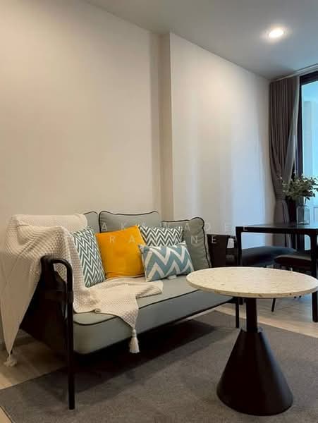 XT Huaikhwang, Bangkok, 244 Ratchadaphisek Road, Huai Khwang, Bangkok, 1 Bedroom, 35 sqm, Condo For Rent, by Phakawadee Jiramanee, 500386364 - DDproperty.com