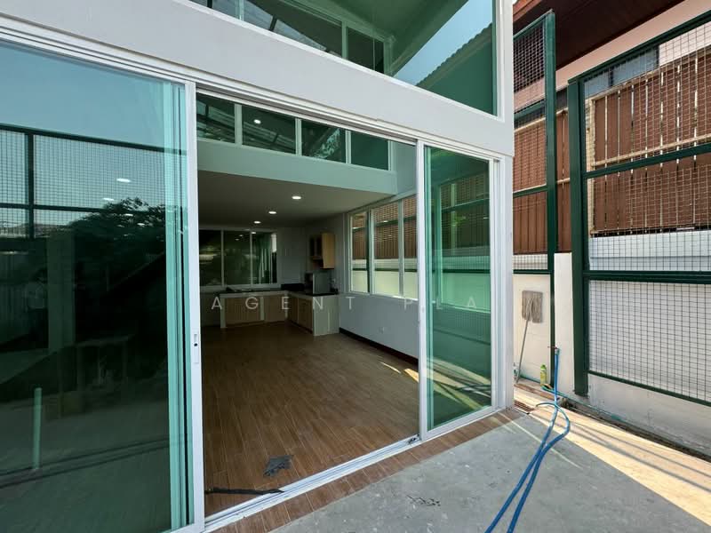 Baan Chatklao Villa, Bangkok, Khlong Kum, Bueng Kum, Bangkok, 3 Bedrooms, 288 sqm, Townhouse For Rent, by Agent Pla, 500386411 - DDproperty.com
