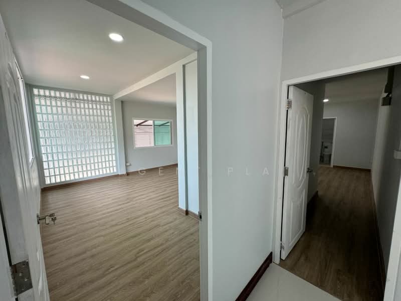 Baan Chatklao Villa, Bangkok, Khlong Kum, Bueng Kum, Bangkok, 3 Bedrooms, 288 sqm, Townhouse For Rent, by Agent Pla, 500386411 - DDproperty.com