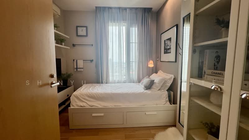 Siri At Sukhumvit, Bangkok, 902 Sukhumvit Road, Phra Kanong, Khlong Toei, Bangkok, 2 Bedrooms, 70 sqm, Condo For Rent, by Shinyu Real Estate, 500386435 - DDproperty.com