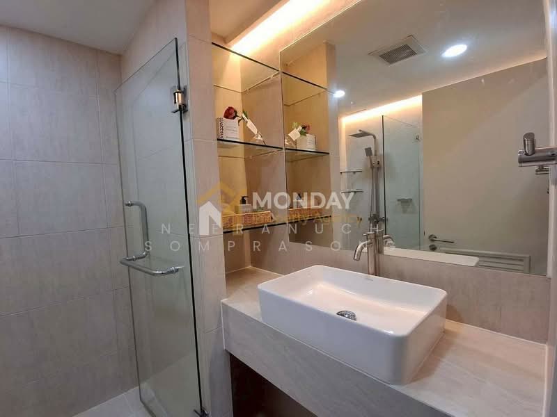 The Clover Thonglor Residence, Bangkok, Soi Sukhumvit 55, Khlong Tan Nua, Watthana, Bangkok, 1 Bedroom, 35 sqm, Condo For Sale, by Neeranuch Somprasong, 500386464 - DDproperty.com