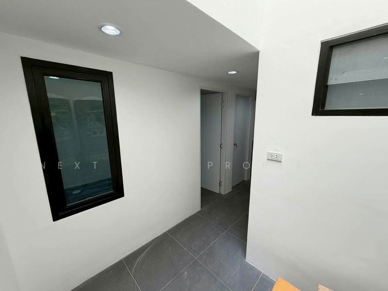 Prominent Place Sukhumvit 101, Bangkok, สุขุมวิท, Bang Chak, Phra Khanong, Bangkok, 4 Bedrooms, 280 sqm, Townhouse For Sale, by Next Step Property, 500386473 - DDproperty.com