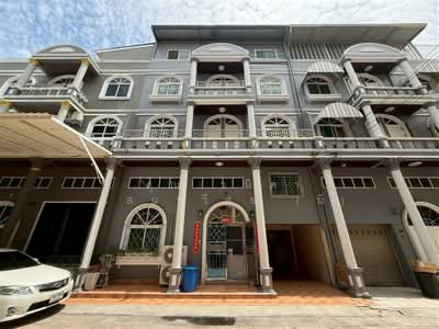 ขาย - ทาวน์โฮม 4.5 ชั้น 28.5 ตร.ว. ซอยจันทน์43 แยก18-9/1 ถนนจันทน์43, กรุงเทพ