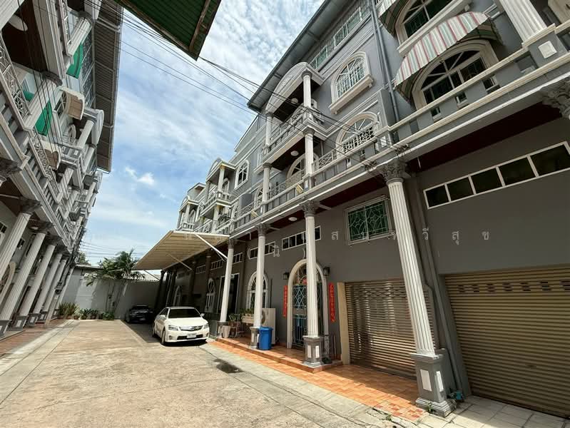 ทาวน์โฮม 4.5 ชั้น 28.5 ตร.ว. ซอยจันทน์43 แยก18-9/1 ถนนจันทน์43, Bangkok, ถนนจันทน์43, Bang Klo, Bang Kho Laem, Bangkok, 4 Bedrooms, 180 sqm, Townhouse For Sale, by คุณ วนิดา แสนทวีสุข (นิ), 500386481 - DDproperty.com