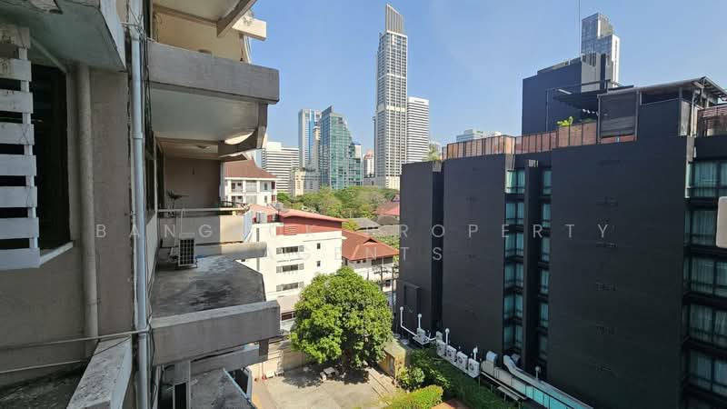 Rishi Court, Bangkok, 47 Soi Sukhumvit 15, Khlongtoei Nua, Watthana, Bangkok, 3 Bedrooms, 200 sqm, Condo For Rent, by BANGKOK PROPERTY AGENTS, 500386519 - DDproperty.com