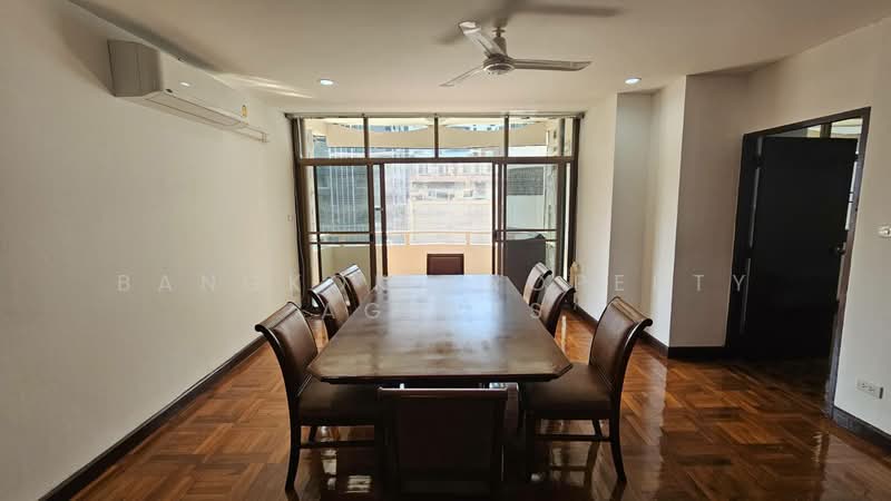 Rishi Court, Bangkok, 47 Soi Sukhumvit 15, Khlongtoei Nua, Watthana, Bangkok, 3 Bedrooms, 200 sqm, Condo For Rent, by BANGKOK PROPERTY AGENTS, 500386519 - DDproperty.com