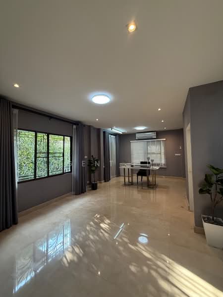 House for rent, Thararom Huamark Village, Ramkhamhaeng 43/1 (SPSAD4054), Bangkok, Phlapphla, Wang Thonglang, Bangkok, 3 Bedrooms, 240 sqm, Single Detached House For Rent, by Agent Pla, 500386520 - DDproperty.com