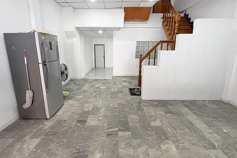 ทาวน์เฮ้าส์ 2 ชั้นครึ่งเล่นระดับ ซอยไทรม้า 11, Nonthaburi, Sai Ma, Muang Nonthaburi, Nonthaburi, 3 Bedrooms, 130 sqm, Townhouse For Sale, by NTBHOME, 500386536 - DDproperty.com