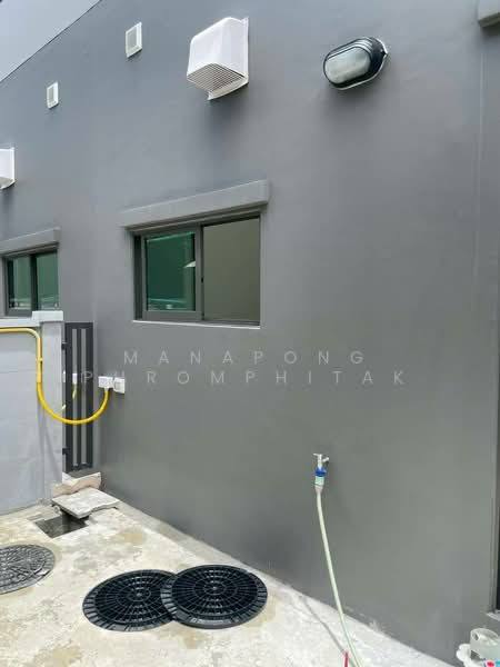 Grande Pleno Phahol-Vibhavadi, Pathum Thani, Klong 1 Klongluang, Khlong Nung, Khlong Luang, Pathum Thani, 3 Bedrooms, 160 sqm, Townhouse For Sale, by Manapong Phromphitak, 500386560 - DDproperty.com