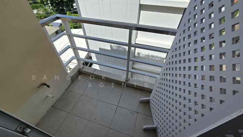 The Alcove Sukhumvit 49, Bangkok, Soi Sukhumvit 49, Khlong Tan Nua, Watthana, Bangkok, 2 Bedrooms, 112 sqm, Condo For Rent, by BANGKOK PROPERTY AGENTS, 500386571 - DDproperty.com