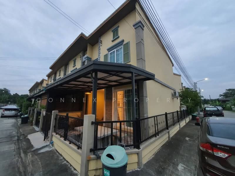Golden Town Rattanathibet-Saima Station : โกลเด้น ทาวน์ รัตนาธิเบศร์-สถานีรถไฟฟ้าไทรม้า, นนทบุรี, ซอยวัดเพลง-บางนา ถนนรัตนาธิเบศร์, ตลาดขวัญ, เมืองนนทบุรี, นนทบุรี, 110 ตร.ม., ทาวน์เฮ้าส์ ขาย, โดย Connex Property, 500386586 - DDproperty.com