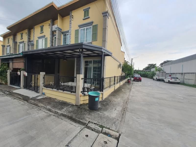 Golden Town Rattanathibet-Saima Station, Nonthaburi, Soi Wat Pleng-Bang Na Alley, Rattanathibet Road, Talat Kwan, Muang Nonthaburi, Nonthaburi, 4 Bedrooms, 110 sqm, Townhouse For Sale, by Connex Property, 500386586 - DDproperty.com