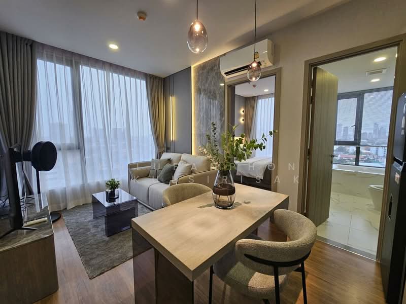 Cloud Thonglor-Phetchaburi, Bangkok, 1986 New Petchaburi Road, Bang Kapi, Huai Khwang, Bangkok, 1 Bedroom, 38 sqm, Condo For Rent, by Khlueanphon Nukulsirisak, 500386611 - DDproperty.com