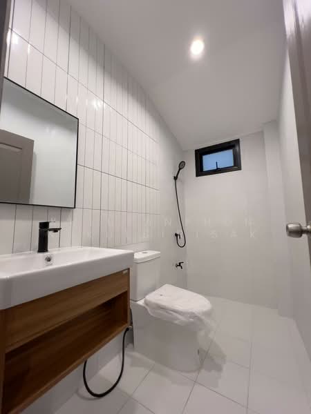 undefined, Bangkok, Khlong Tanon, Sai Mai, Bangkok, 4 Bedrooms, 210 sqm, Single Detached House For Sale, by Khlueanphon Nukulsirisak, 500386632 - DDproperty.com