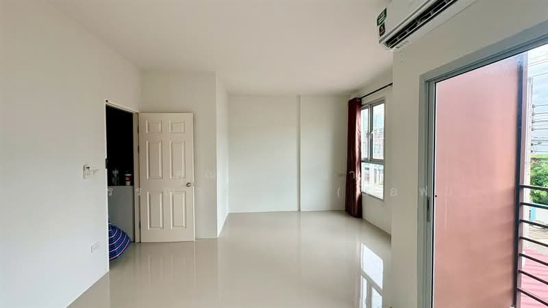 Siwarat 11 Village Chaiyapruek, Nonthaburi, Sai Noi, Sai Noi, Nonthaburi, 3 Bedrooms, 130 sqm, Townhouse For Sale, by คุณ กิริยา วรรณารักษ์ (แอฟ), 500386668 - DDproperty.com