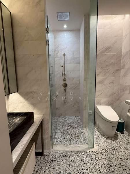 The Residences At Mandarin Oriental : เดอะ เรสซิเดนซ์ แอท แมนดาริน โอเรียนเต็ล, กรุงเทพ, 117 ถนนเจริญนคร, คลองต้นไทร, คลองสาน, กรุงเทพ, 112 ตร.ม., คอนโด ขาย, โดย Kasidit Vasuvat, 500386695 - DDproperty.com