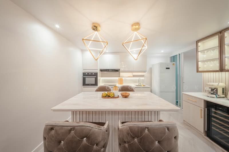 Fortune Condo Town, Bangkok, Naradhiwas Rajanakarindra 24 Alley, Chong Nonsi, Yan Nawa, Bangkok, 3 Bedrooms, 99 sqm, Condo For Rent, by Natlyn Kongsapook, 500386726 - DDproperty.com