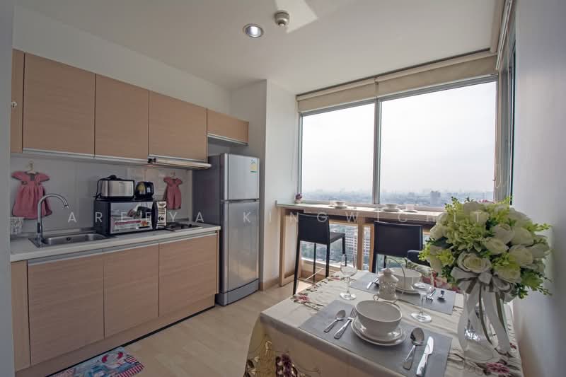 Rhythm Ratchada, Bangkok, 558 Ratchadaphisek Road, Samsen Nok, Huai Khwang, Bangkok, 1 Bedroom, 45 sqm, Condo For Rent, by Areeya Kingwichit, 500386758 - DDproperty.com