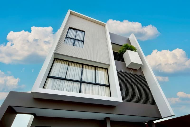 Feel Town Lat Phrao 101, Bangkok, ลาดพร้าว, Khlong Chaokhun Sing, Wang Thonglang, Bangkok, 4 Bedrooms, 270 sqm, Single Detached House For Sale, by ภัทรนัน อิศรางกูร ณ อยุธยา, 500386762 - DDproperty.com