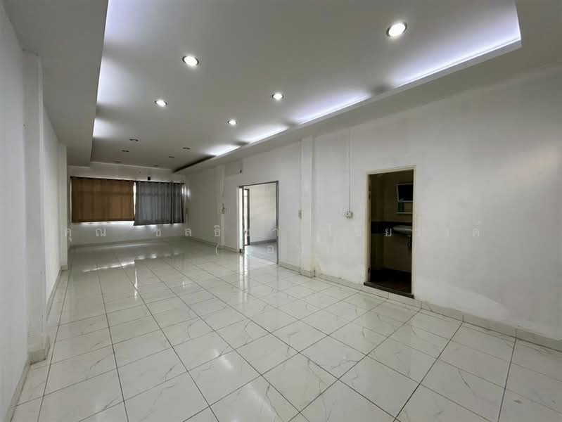 อาคารพาณิชย์ 4.5 ชั้น 29 ตร.ว. อาคารพาณิชย์ ซอยรามคำแหง2 ซอย8, Bangkok, ถนนกาญจนาภิเษก, Dok Mai, Prawet, Bangkok, , 180 sqm, Shophouse For Sale, by คุณ ชลธิชา ไชยวงค์ (ไอซ์), 500386766 - DDproperty.com