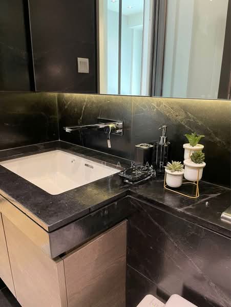 28 Chidlom, Bangkok, 28 Chit Lom Alley, Lumphini, Pathum Wan, Bangkok, 1 Bedroom, 44 sqm, Condo For Rent, by Nitchakarn Wanitwichakornkit, 500386771 - DDproperty.com