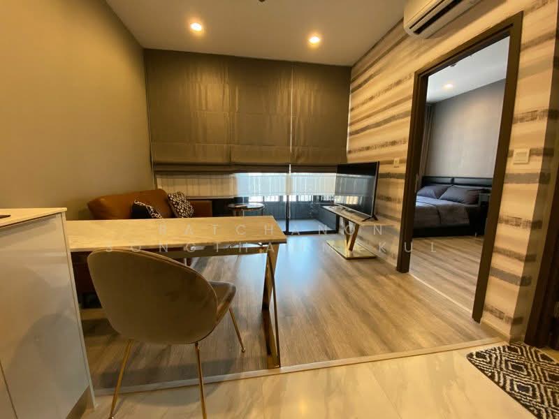 IDEO Mobi Asoke, Bangkok, New Petchaburi Road, Bang Kapi, Huai Khwang, Bangkok, 1 Bedroom, 33 sqm, Condo For Rent, by Ratchanon Songthammakul, 500386804 - DDproperty.com