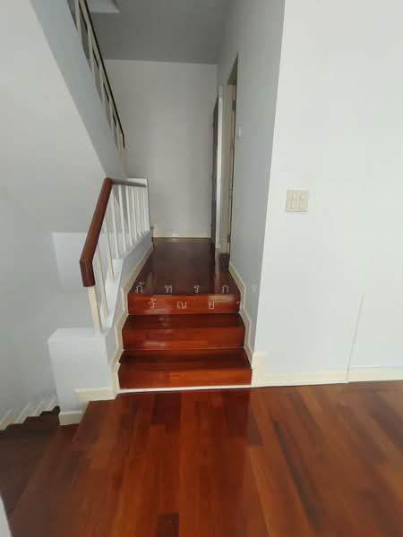 Mu Ban Warinthon Aree Samphan 3, Bangkok, Samsen Nai, Phaya Thai, Bangkok, 3 Bedrooms, 200 sqm, Townhouse For Sale, by ภัทรภร ลาวัณยากุล, 500386843 - DDproperty.com