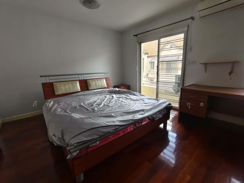 Mu Ban Warinthon Aree Samphan 3, Bangkok, Samsen Nai, Phaya Thai, Bangkok, 3 Bedrooms, 200 sqm, Townhouse For Sale, by ภัทรภร ลาวัณยากุล, 500386843 - DDproperty.com