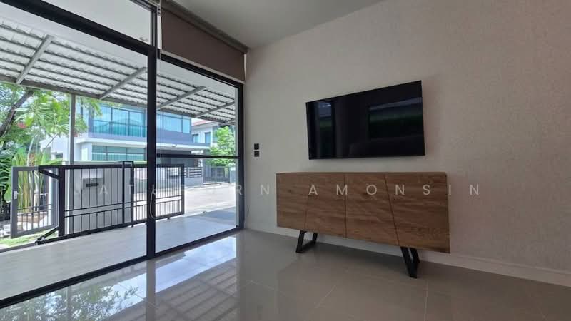 Setthasiri Krungthep Kreetha, Bangkok, Krungthep Kreetha Road, Hua Mak, Bang Kapi, Bangkok, 4 Bedrooms, 200 sqm, Single Detached House For Rent, by Jatuporn Amonsin, 500386856 - DDproperty.com