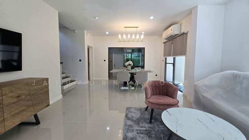 Setthasiri Krungthep Kreetha, Bangkok, Krungthep Kreetha Road, Hua Mak, Bang Kapi, Bangkok, 4 Bedrooms, 200 sqm, Single Detached House For Rent, by Jatuporn Amonsin, 500386856 - DDproperty.com