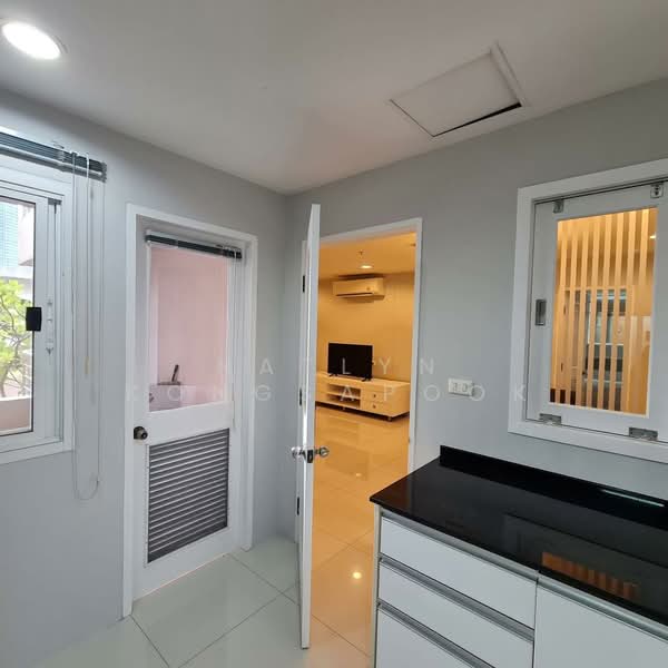 Serene Place Sukhumvit 24, Bangkok, 9 Soi Sukhumvit 24, Sukhumvit Road, Khong Tan, Khlong Toei, Bangkok, 1 Bedroom, 69 sqm, Condo For Rent, by Natlyn Kongsapook, 500386919 - DDproperty.com