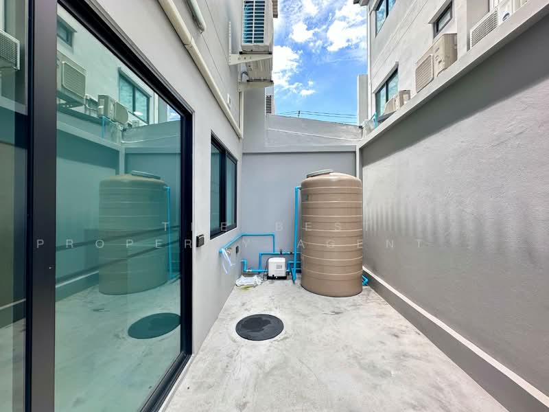 ดิสทริค 62, Bangkok, Dok Mai, Prawet, Bangkok, 3 Bedrooms, 163 sqm, Townhouse For Sale, by The Best Property Agent จินนี่, 500386922 - DDproperty.com