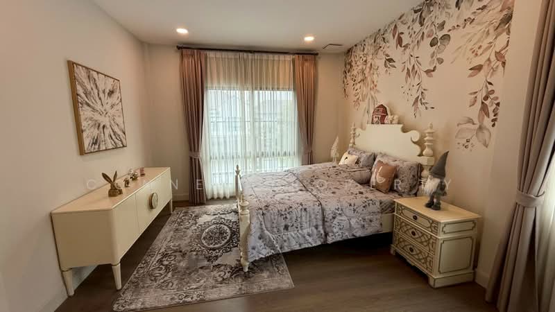 Nantawan Rama 9 - New Krungthepkreetha, Bangkok, Saphan Sung, Bangkok, 4 Bedrooms, 425 sqm, Single Detached House For Sale, by Connex Property, 500386926 - DDproperty.com